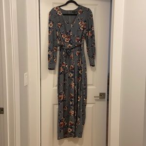Floral long sleeve pant romper, size medium